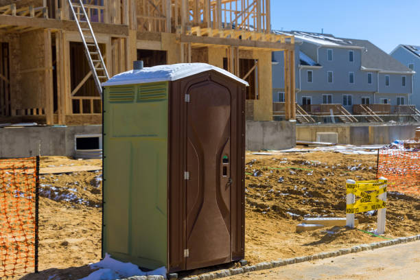 Portable Toilet Options We Offer in Loxahatchee Groves, FL