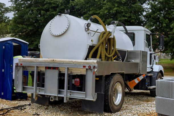 Best Portable toilet rental cost  in Loxahatchee Groves, FL
